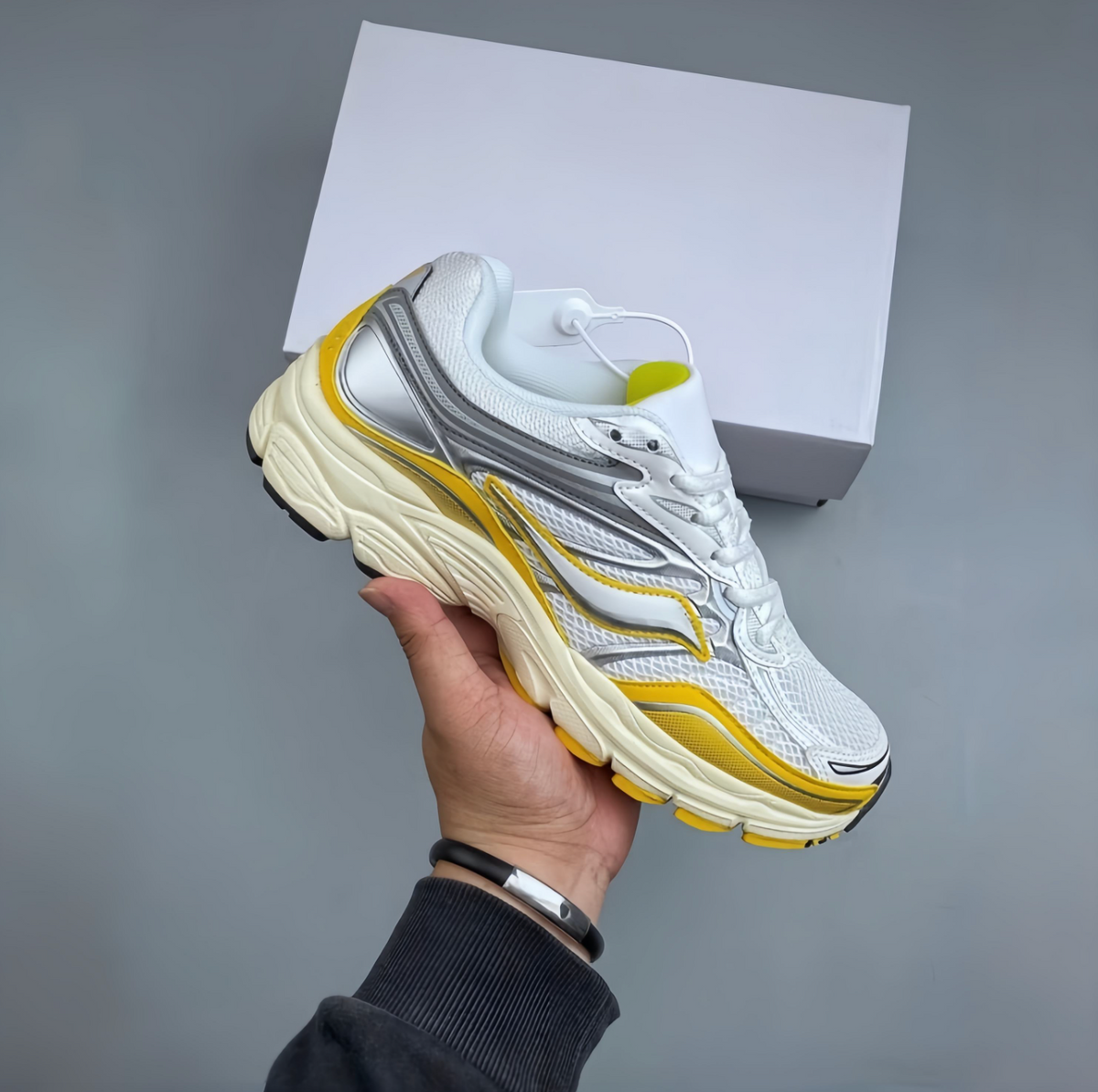 Men’s Retro Casual Sneakers – Stylish Vintage-Inspired Shoes for Everyday Wear